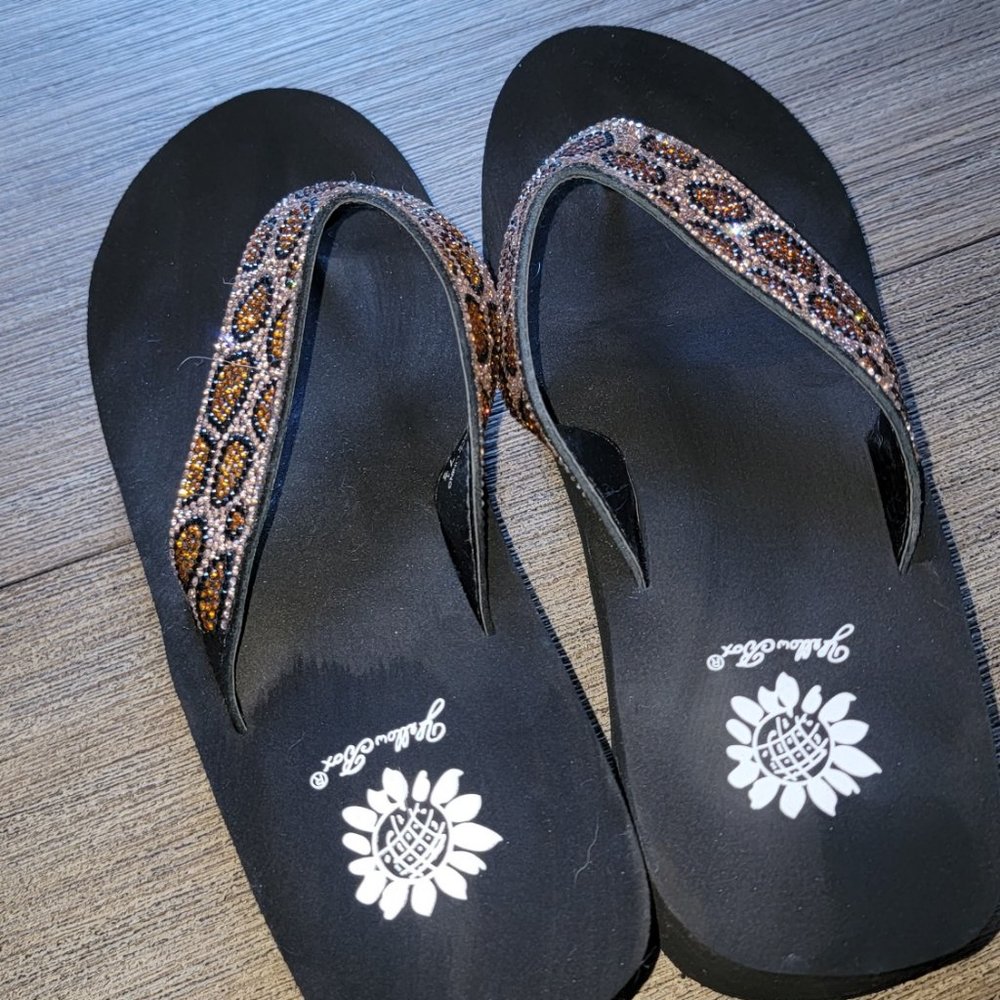 Yellow Box Sandals Size 7.5